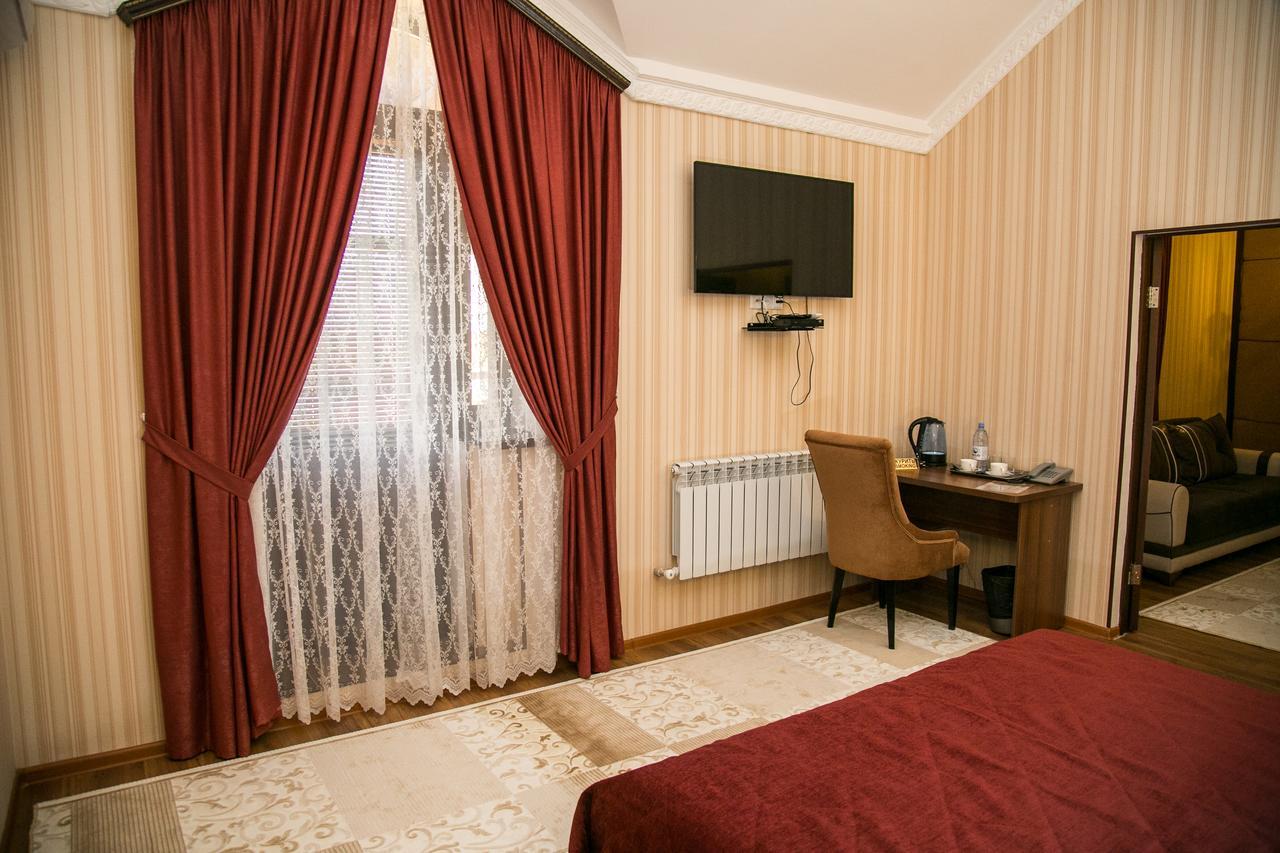 Complex Bella Vista Hotel Kîzîlorda Exterior foto